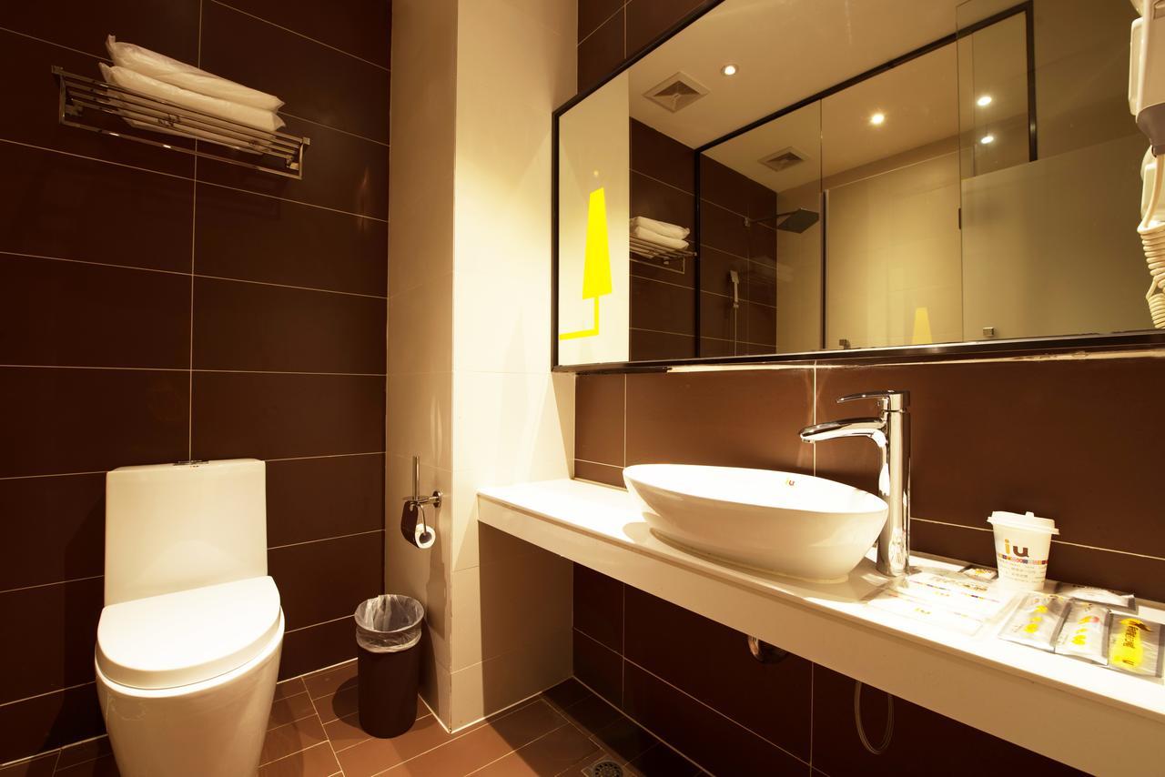 Iu Hotel Guiyang Shibei Road 외부 사진